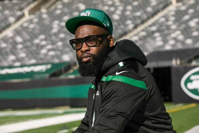 Jets' Team DJ Jon Blak